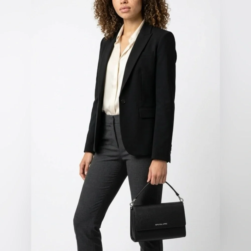 Michael Kors Jet Set Travel 3-in-1 Crossbody bag in Saffiano black leather - Picture 3 of 14